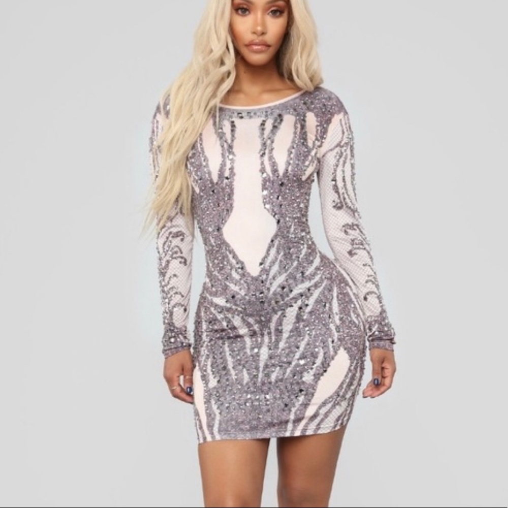 NEVER WORN W/ TAGS nude sequin dress w/ open back